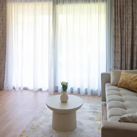 Apartamento Luxury Three Bedroom Ivano *